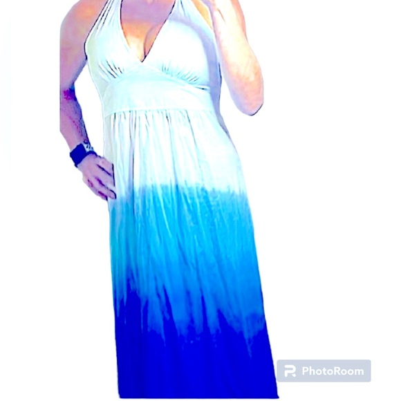 Nwot Tommy Bahama Dress size S white fading and blending into shades of blue. - Picture 3 of 5